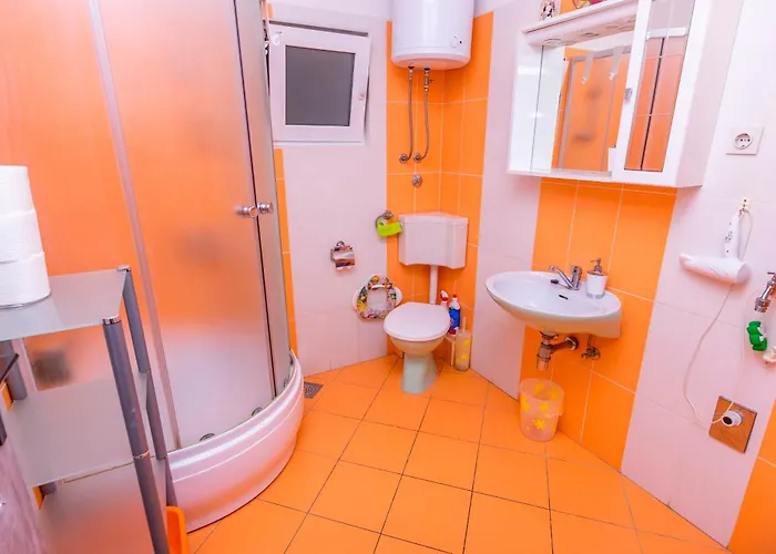 Nikola Apartment *
