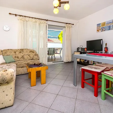 Nikola マスリニカ